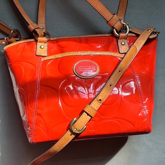 Coach Orange Patent Leather Crossbody Tote Shoulder Bag Zipper Closure Vintage - Picture 4 of 17